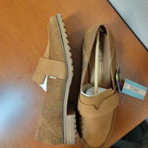 Toms Loafer Style Shoes